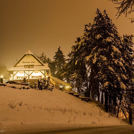 Penzion Martinov Dvor ジリナ エクステリア 写真