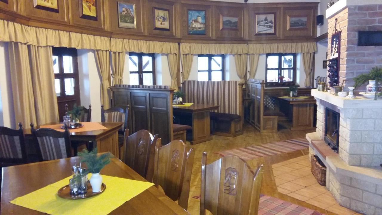 Penzion Martinov Dvor ジリナ エクステリア 写真
